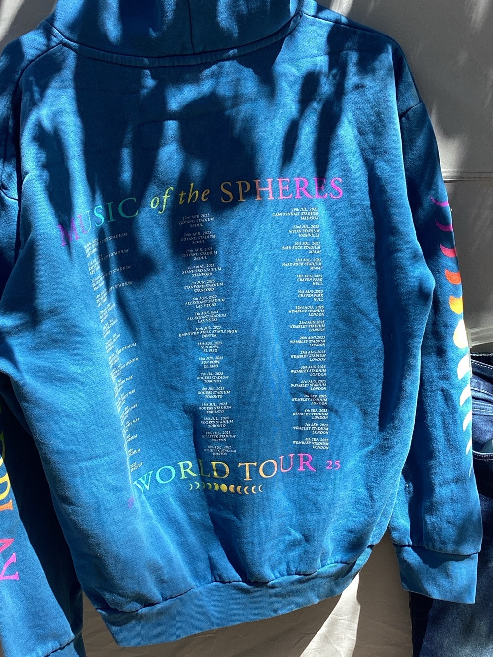 Blue Graphic Crewneck Sweatshirt with Multicolor Tour Print